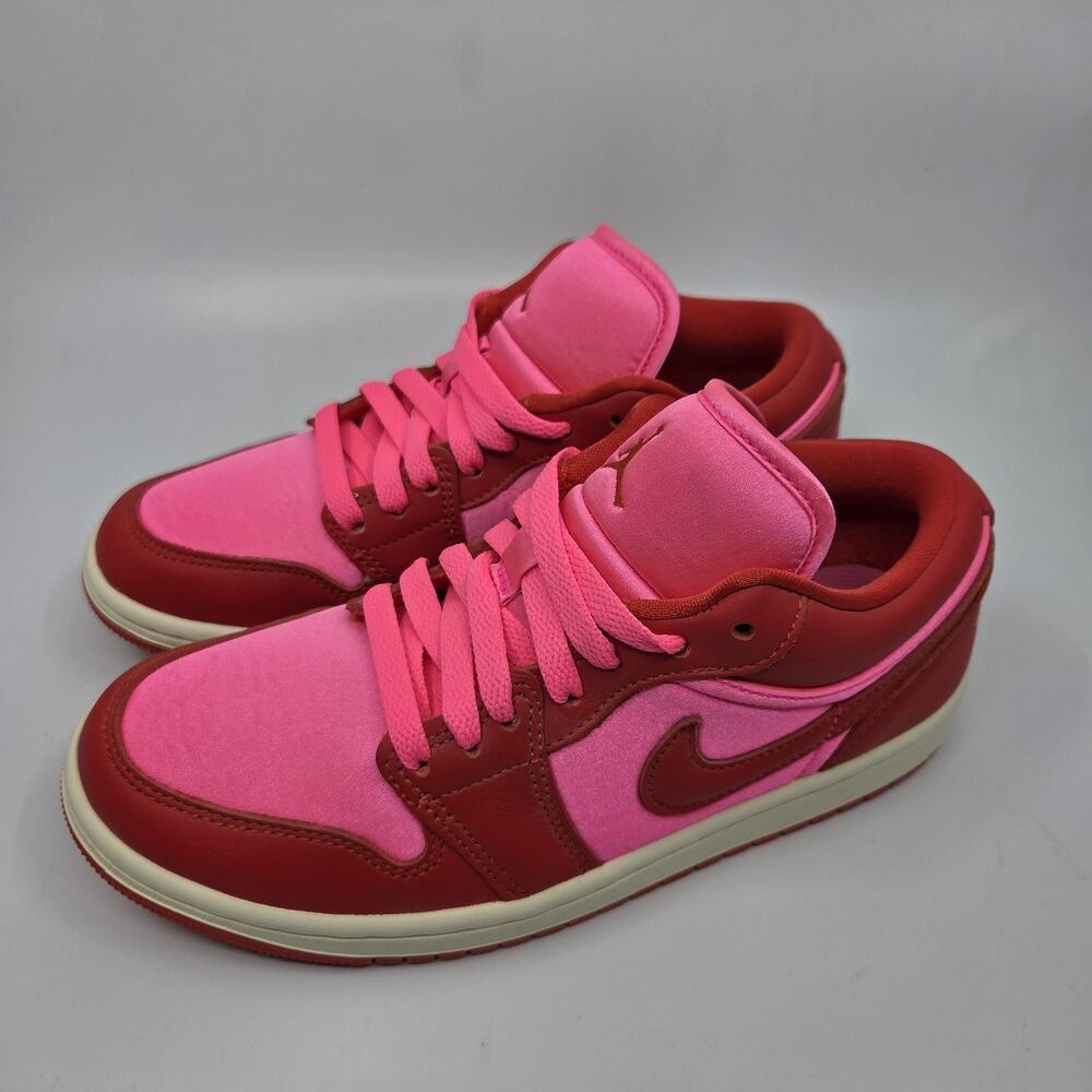 Women's Air Jordan 1 Low SE Pink Blast/Chile Red 6.5 FB9893-600 New No Box